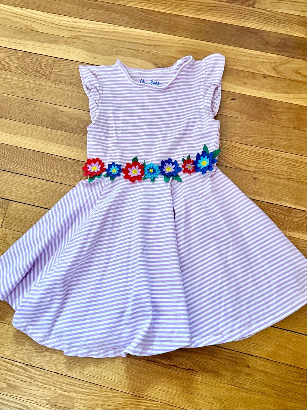 Mini Boden 7-8Y Lilac/White Stripe Twirly Flutter Sleeve Dress w/Floral Appliqué
